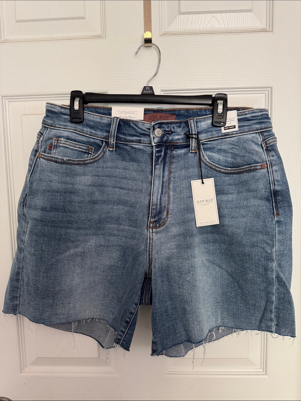 NWT Judy Blue Raw Hem High-Rise Denim Shorts